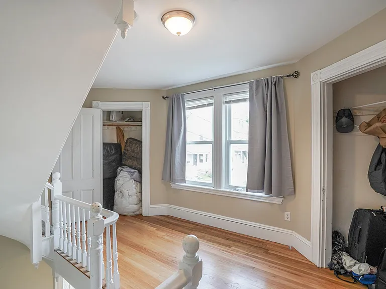 29-31 Adams St #2 — Photo 10