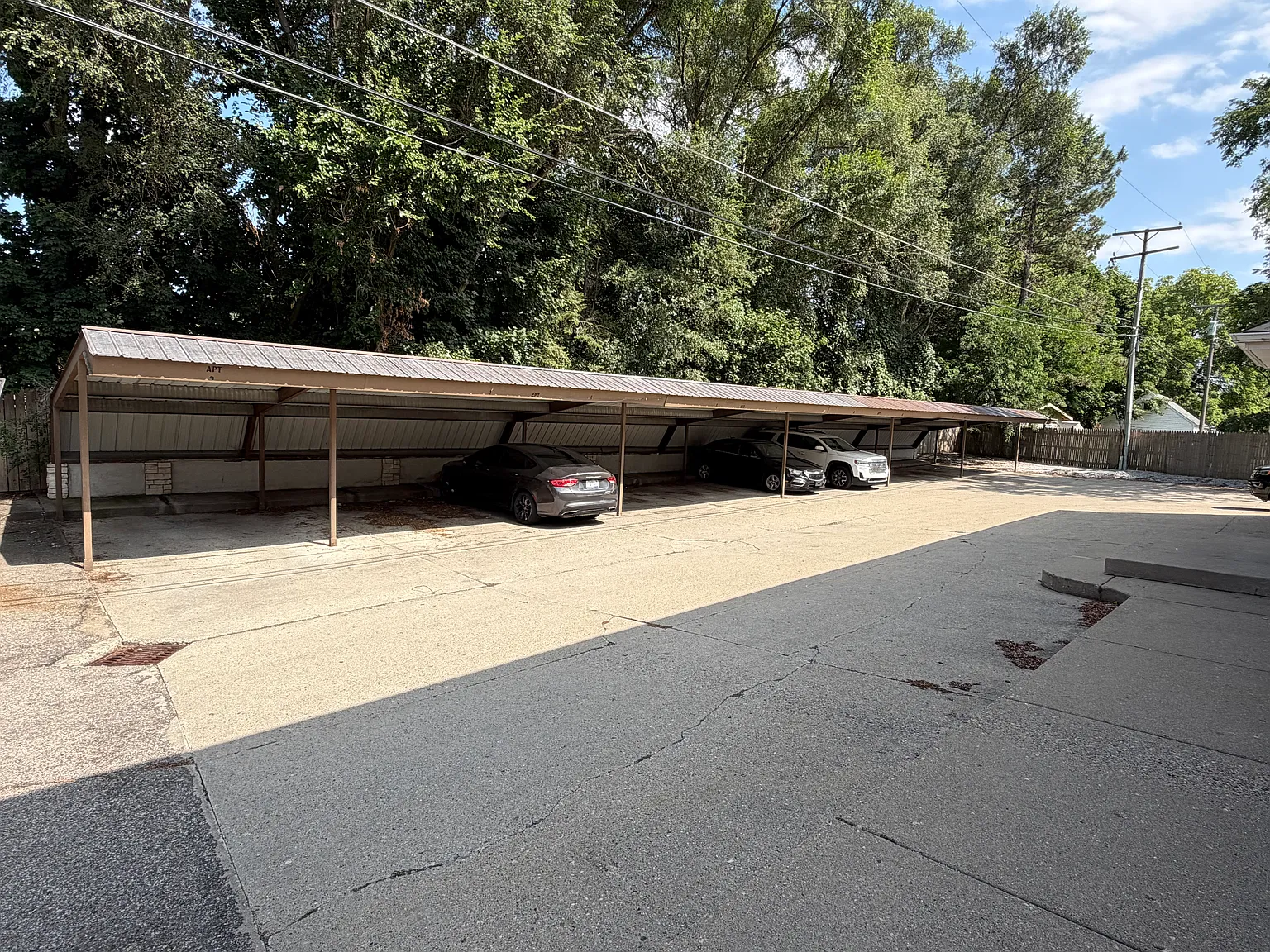 1 bed, 1000 sqft, $1,150 — Photo 3