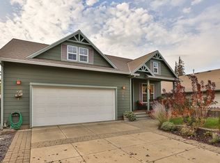 730 Henderson Rd, Hood River, OR 97031