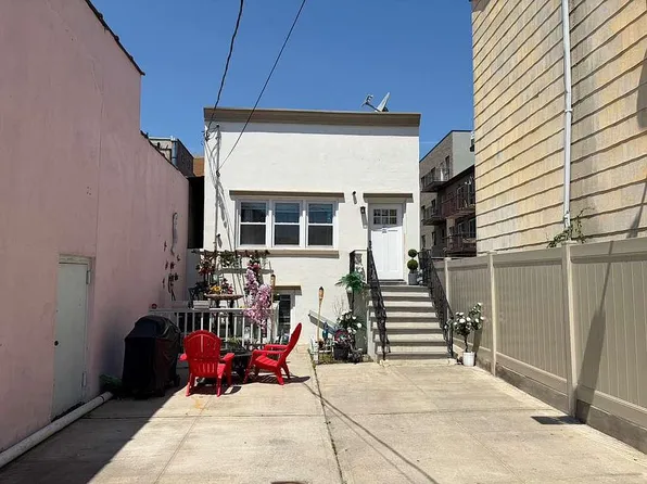 101-11 Martense Ave #1, Corona, NY 11368