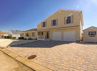 105 Clyde Ln, Manahawkin, NJ 08050