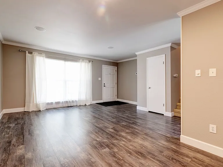 7380 E Easter Ave — Photo 3
