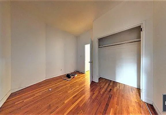 5th image of 210 E 87th St APT 3A