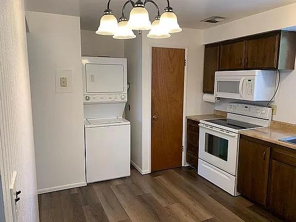 1st image of 31 S 100 E APT 4