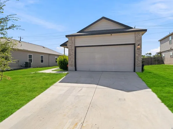 204 Broken Antler, San Antonio, TX 78253