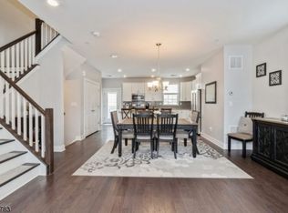 1112 Parkview Ln, Rockaway, NJ 07866