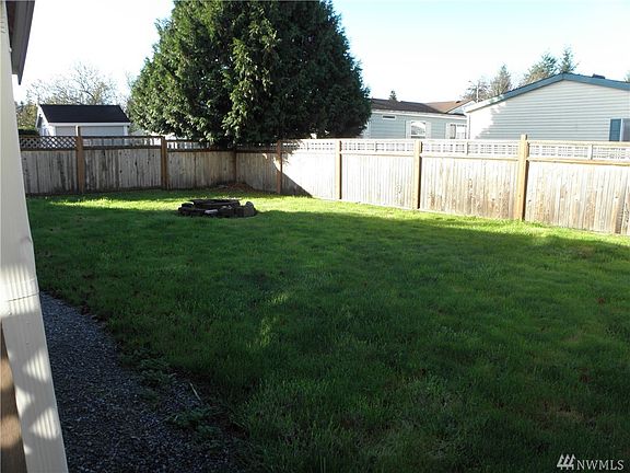 5th image of 5711 100th St NE Unit 37