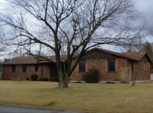 2428 Leon Ln, Springfield, OH 45502