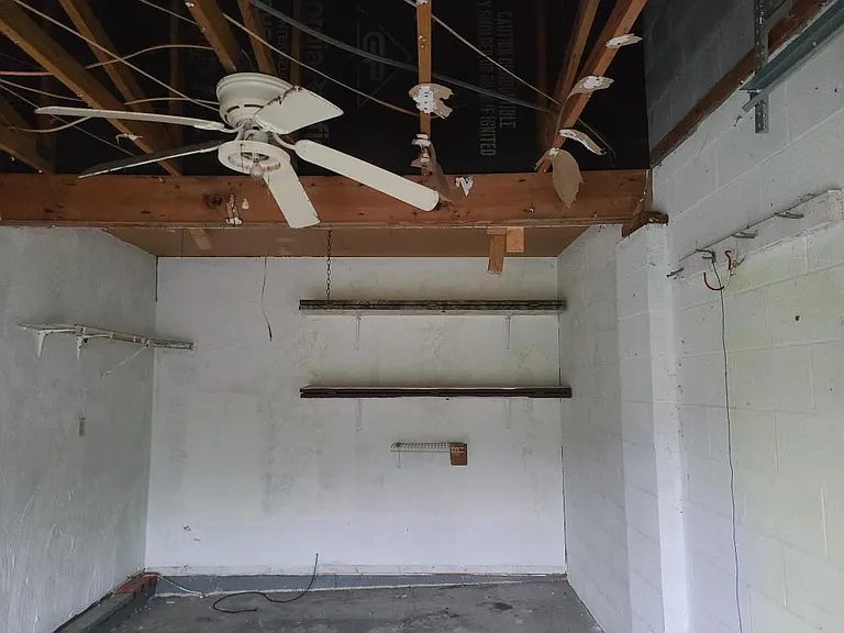 8084 Weblank Way — Photo 6