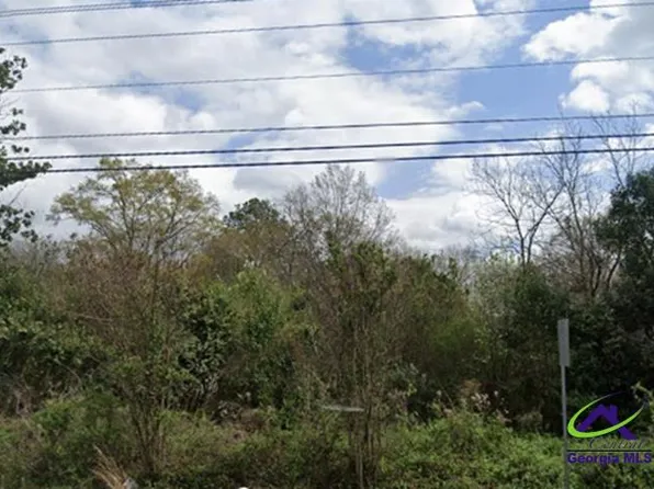 6266 Houston Rd, Macon, GA 31216