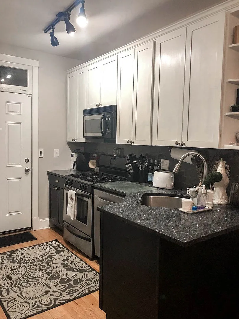 1 bed, 716 sqft, $2,375 — Photo 2