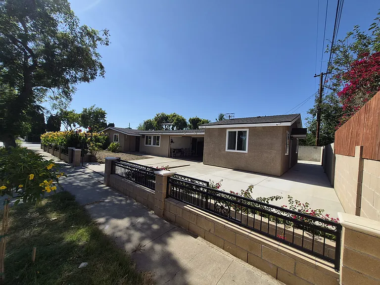 901 E Occidental St #2 — Photo 18