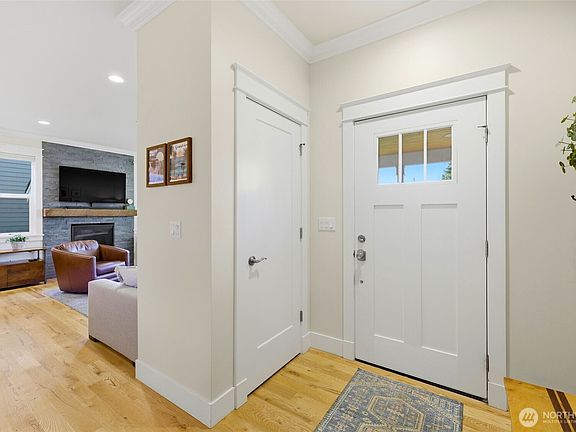 4th image of 5618 N 43rd Street