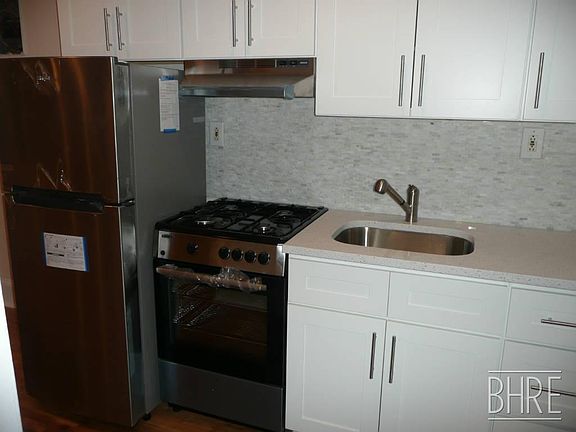 4th image of 92 Atlantic Ave APT 3B