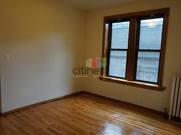 3rd image of 267 14th St