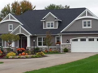 3321 Woodsview Hills Dr SE, Caledonia, MI