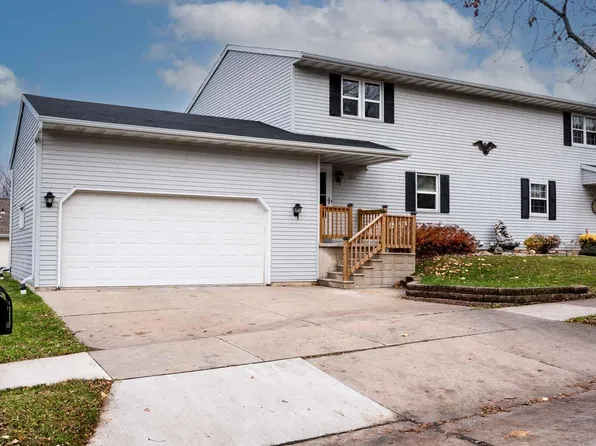 1310 W Homestead Dr, Appleton, WI 54914