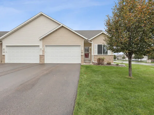 4225 Blakewood Dr, Shakopee, MN 55379