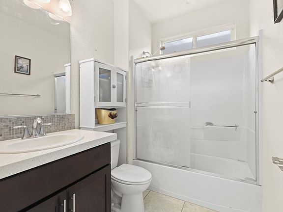 4th image of 1570 Hutchison Valley Dr