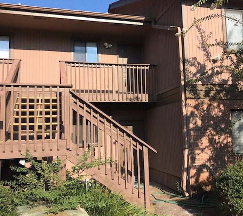 1st image of 216 Dixie Dr APT D6