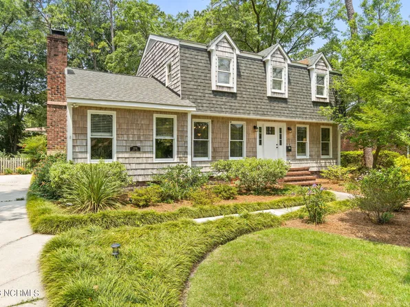 2206 Acacia Dr, Wilmington, NC 28403