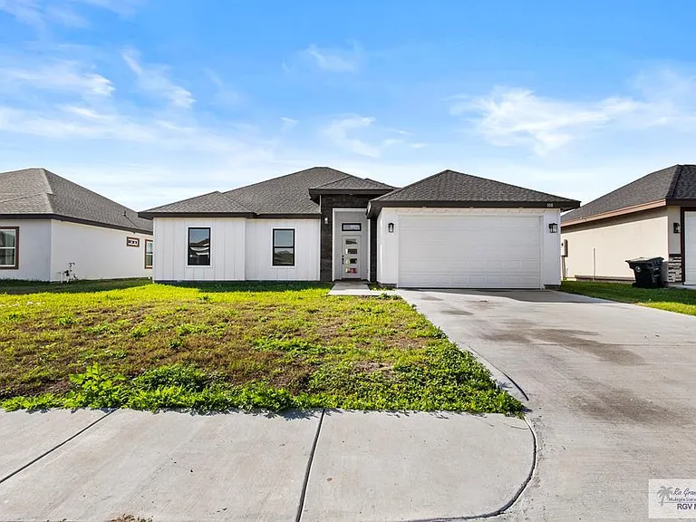 108 Faith Dr — Photo 1