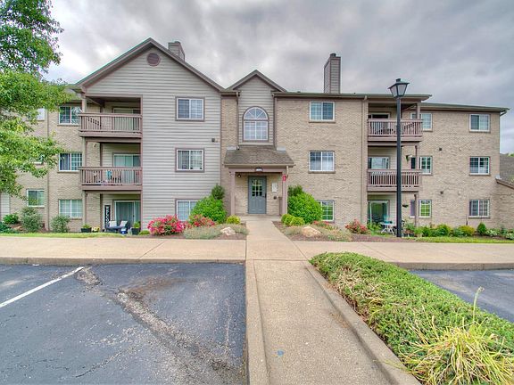 2nd image of 8171 Autumn Woods Ln APT 310