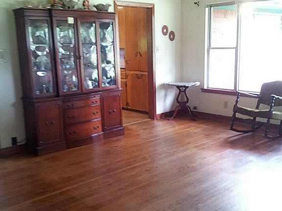 BEAUTIFUL ORIGINAL HARDWOOD FLOORS