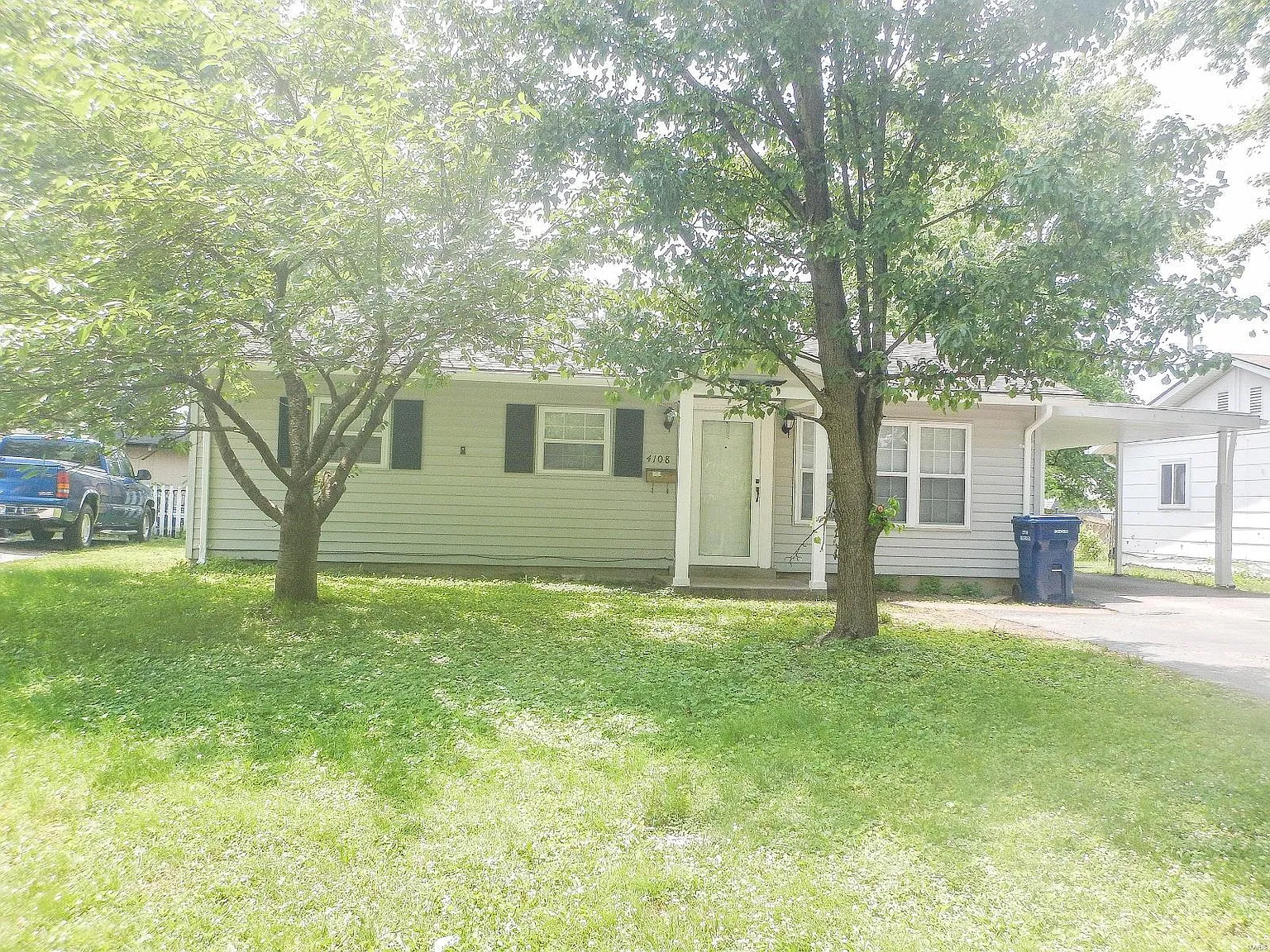 4108 N Park Dr photo 1