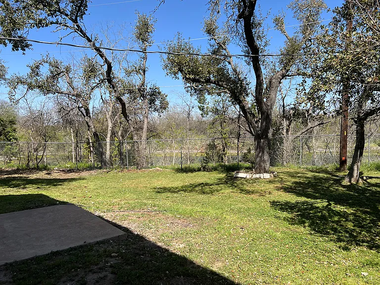 13335 Water Oak Ln #B — Photo 3