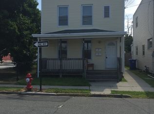 712 Mary St, Perth Amboy, NJ 08861
