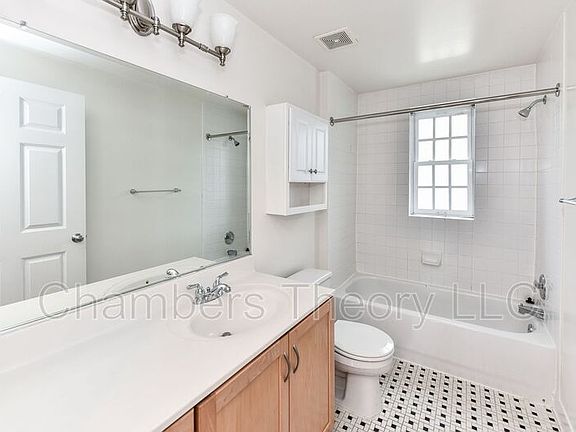 5th image of 231 N Thomas St #306G