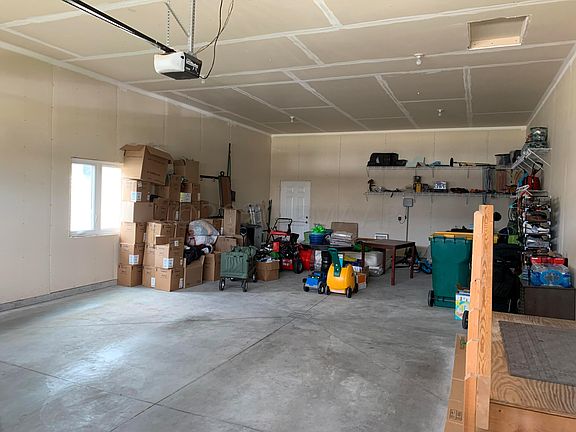 4th image of 3469 Loberg Dr