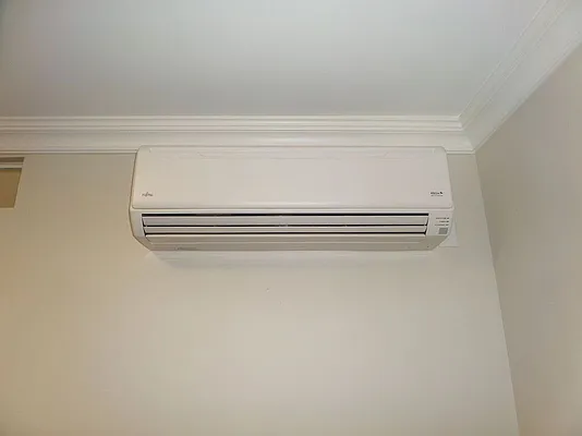 Rented by Vass Stevens Group | media 10