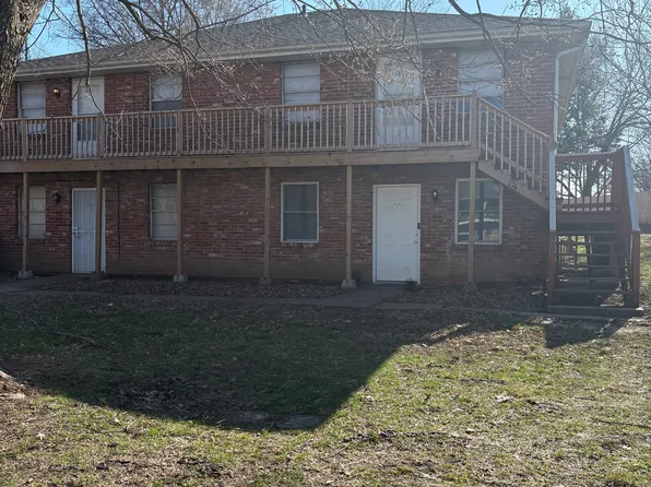 3560 S Lynn St APT A, Independence, MO 64055