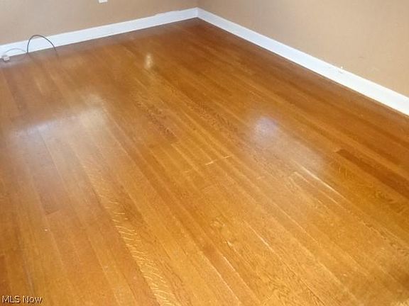 4th image of 4372 Rockland Dr