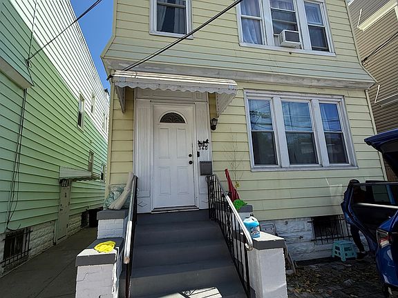 2nd image of 360 Ege Ave Floor 1