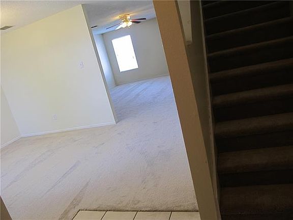 5th image of 1480 Greenbrook Dr