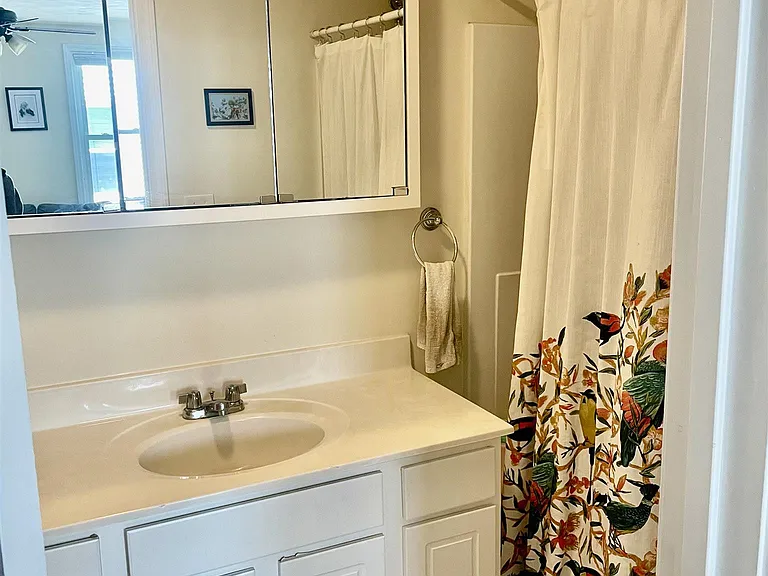 383 Columbia St #1 — Photo 9