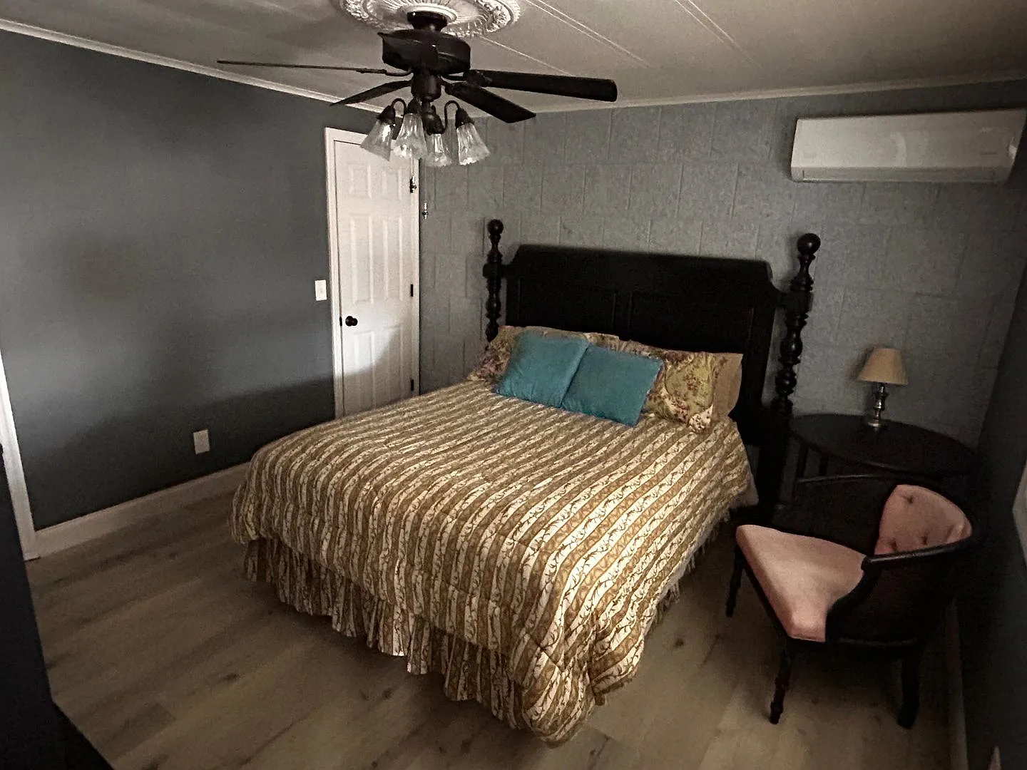 Charming 2-Bedroom Home in Largo 55+ community — Photo 4