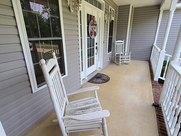 5th image of 61 Jackson Estates Dr
