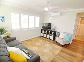 13 Halili Ln