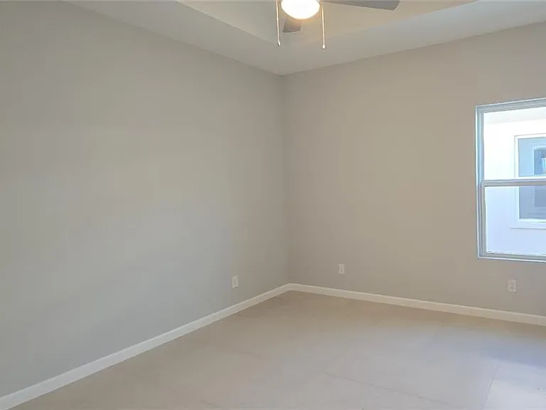 906 N Abbey Ave #3 — Photo 5