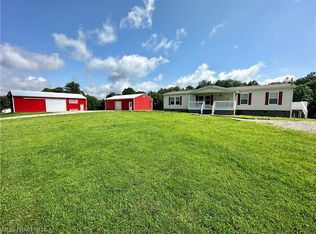 641 Wright Rd, Walker, WV 26180