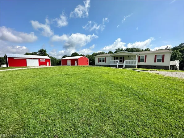 641 Wright Rd, Walker, WV 26180