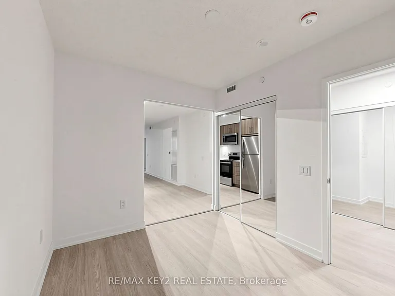 4010 Eglinton Ave W #216 — Photo 19