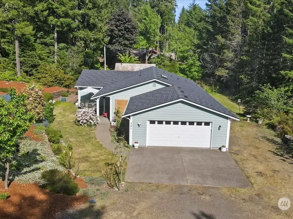 321 E Vine Maple Lane, Union, WA 98592