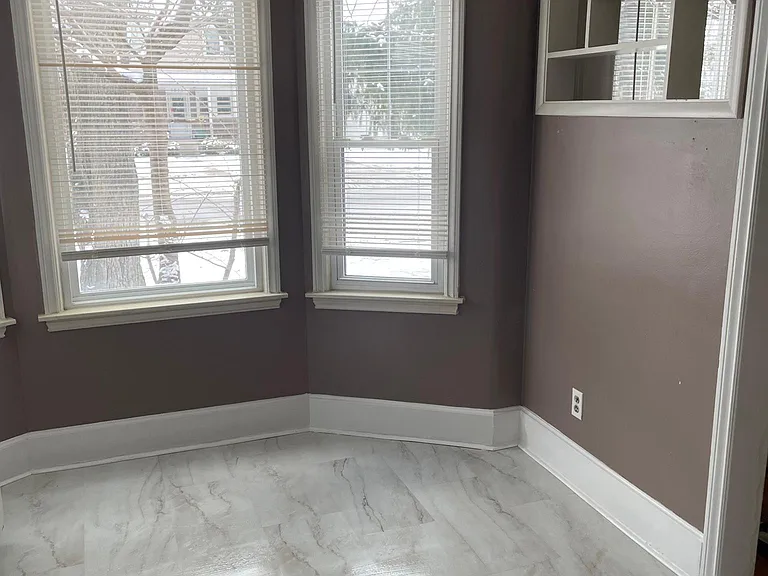 1521 N Vermont Ave — Photo 7