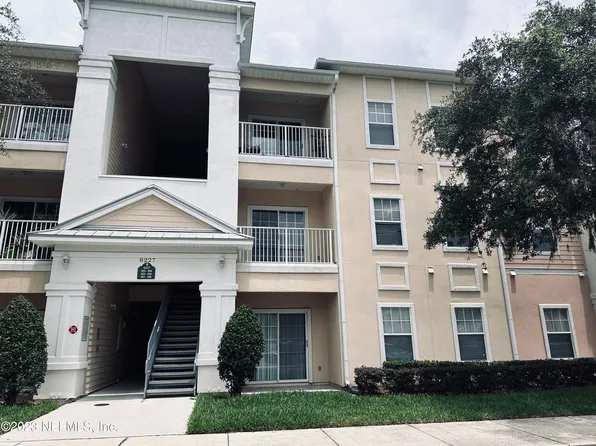 8227 LOBSTER BAY Court U#204, Jacksonville, FL 32256