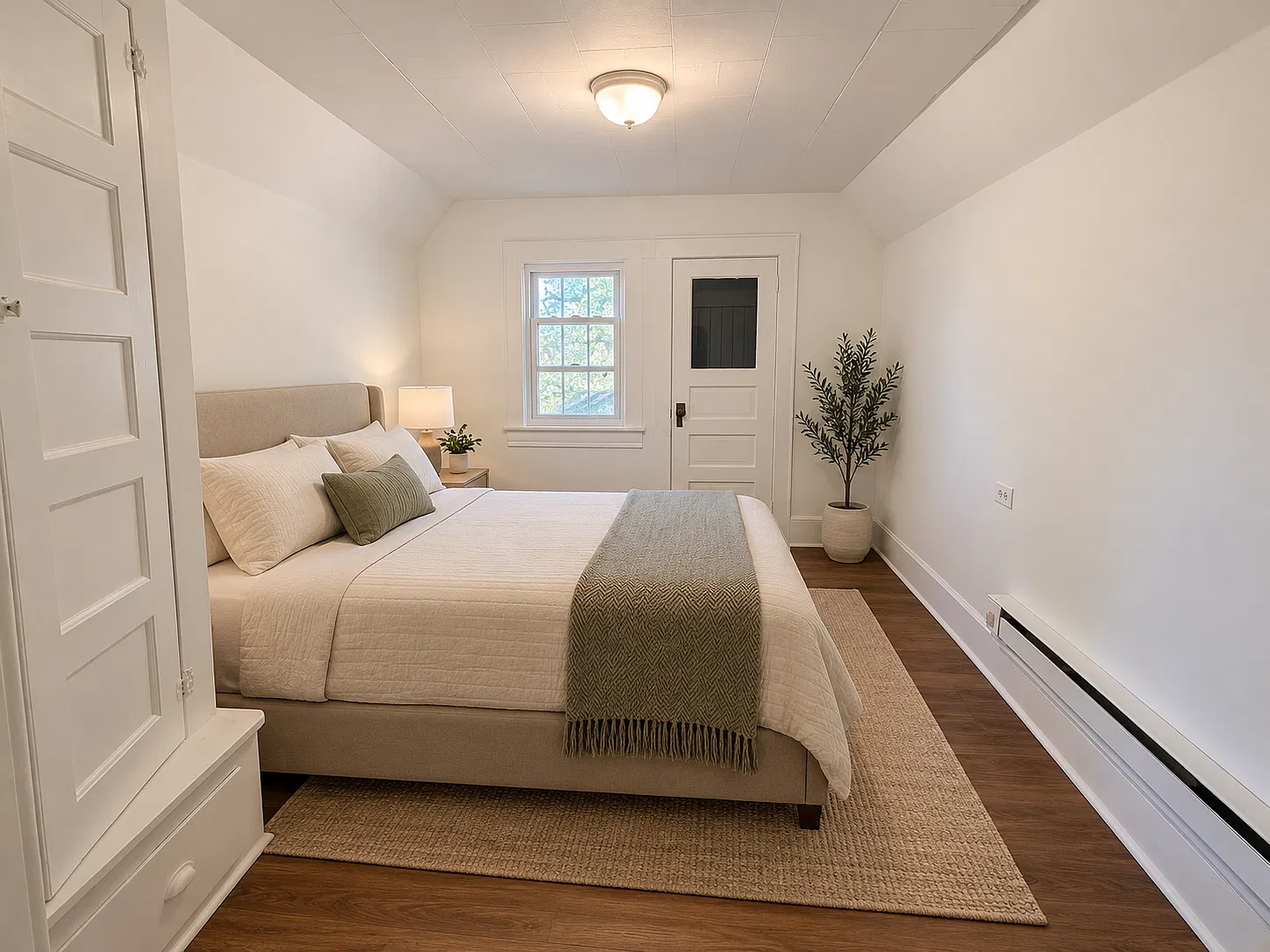 1 bed, $1,350 — Photo 2